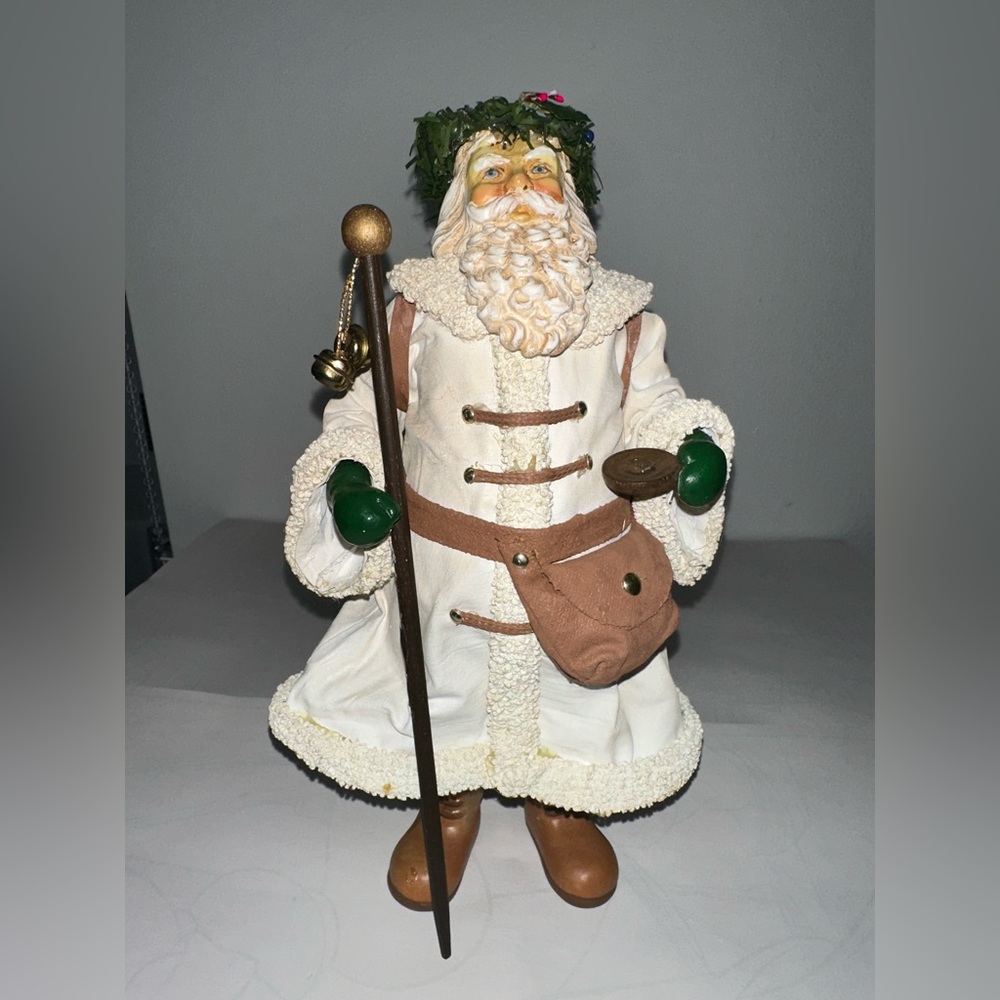 Rare Vtg Midwest Importers Handcrafted Santa in White Robe w/ Candle Figure